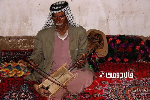 نوازنده خوزستانی رباب با یک سیم